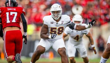 Patriots showing serious interest in ascending tackle prospect