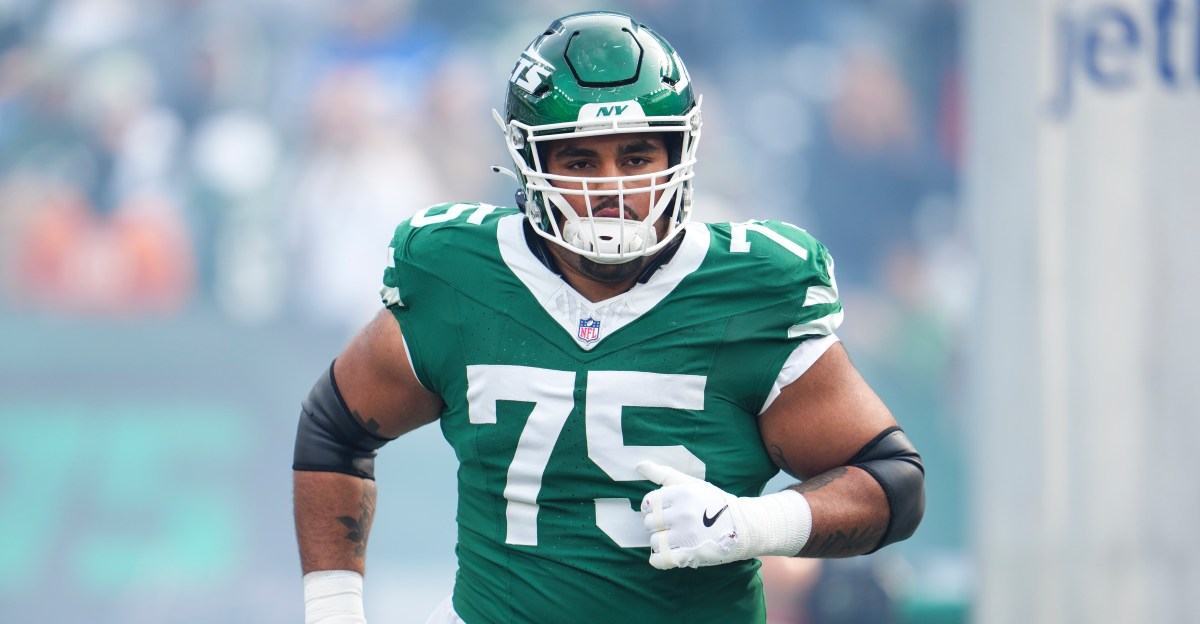 Patriots sign guard Alijah Vera-Tucker to reported 3-year deal