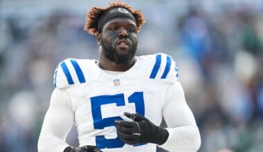 Report: Former Colts 1st round DE Kwity Paye signs 3-year, $48 million free agency deal with Raiders