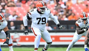 Browns roster: Plan at left tackle