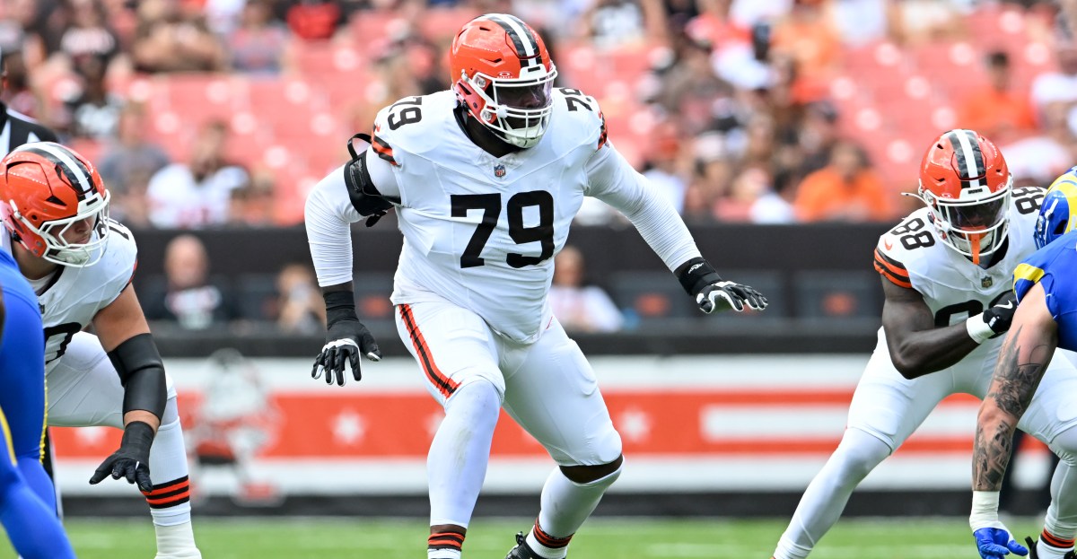 Browns roster: Plan at left tackle