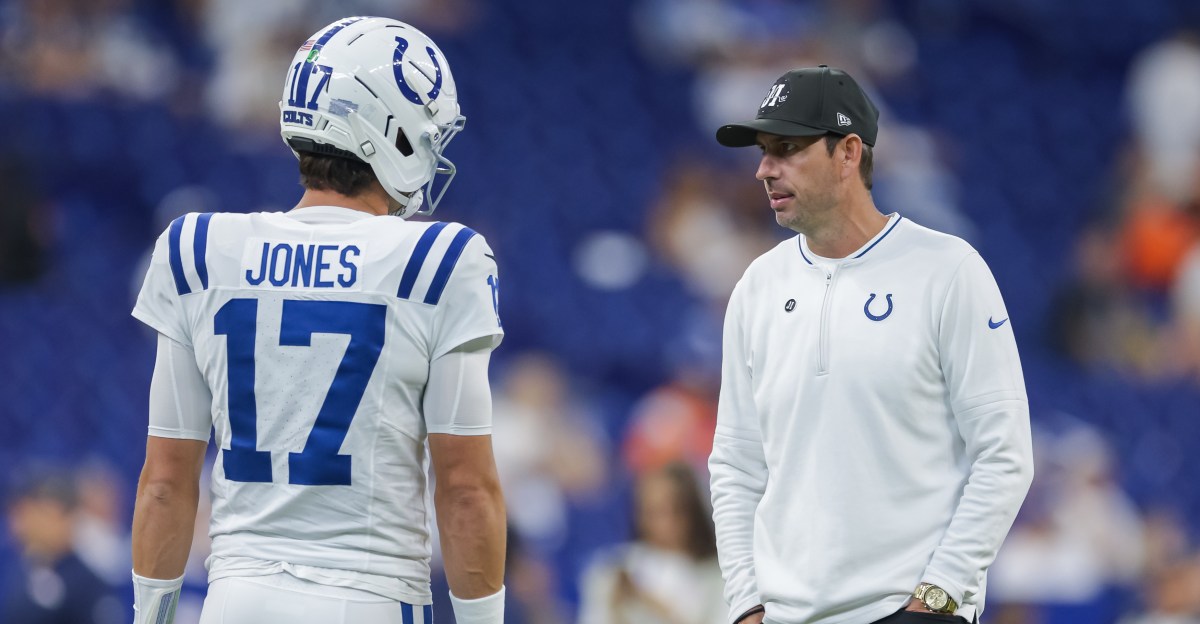Colts, free agent QB Daniel Jones reportedly still working toward new multi-year deal