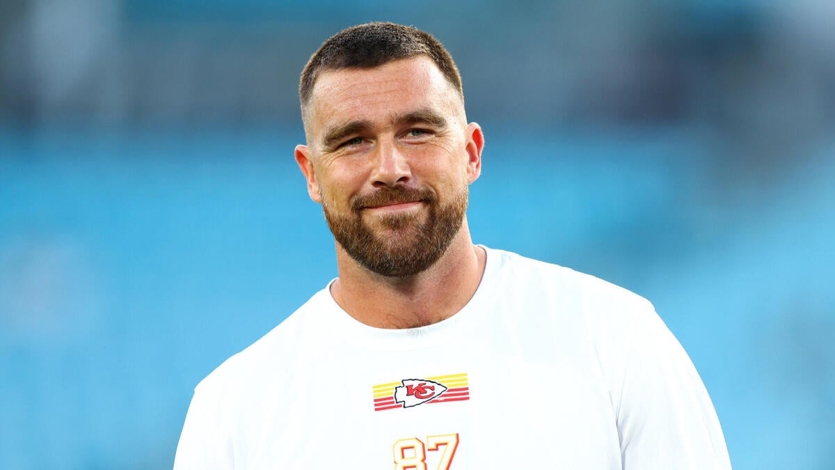 Travis Kelce re-signs with Chiefs for 2026 NFL season on three-year deal