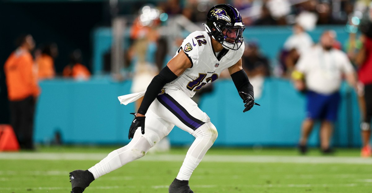 Chiefs sign safety Alohi Gilman to three-year deal