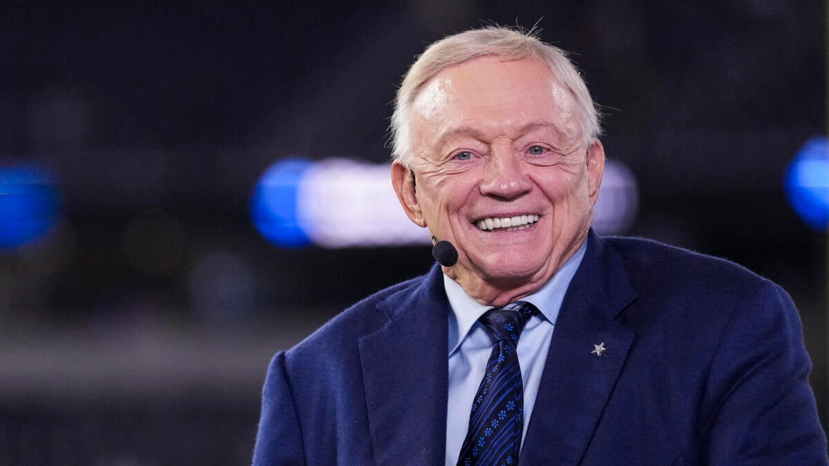 Cowboys restructure contracts, open door to free agency spending spree