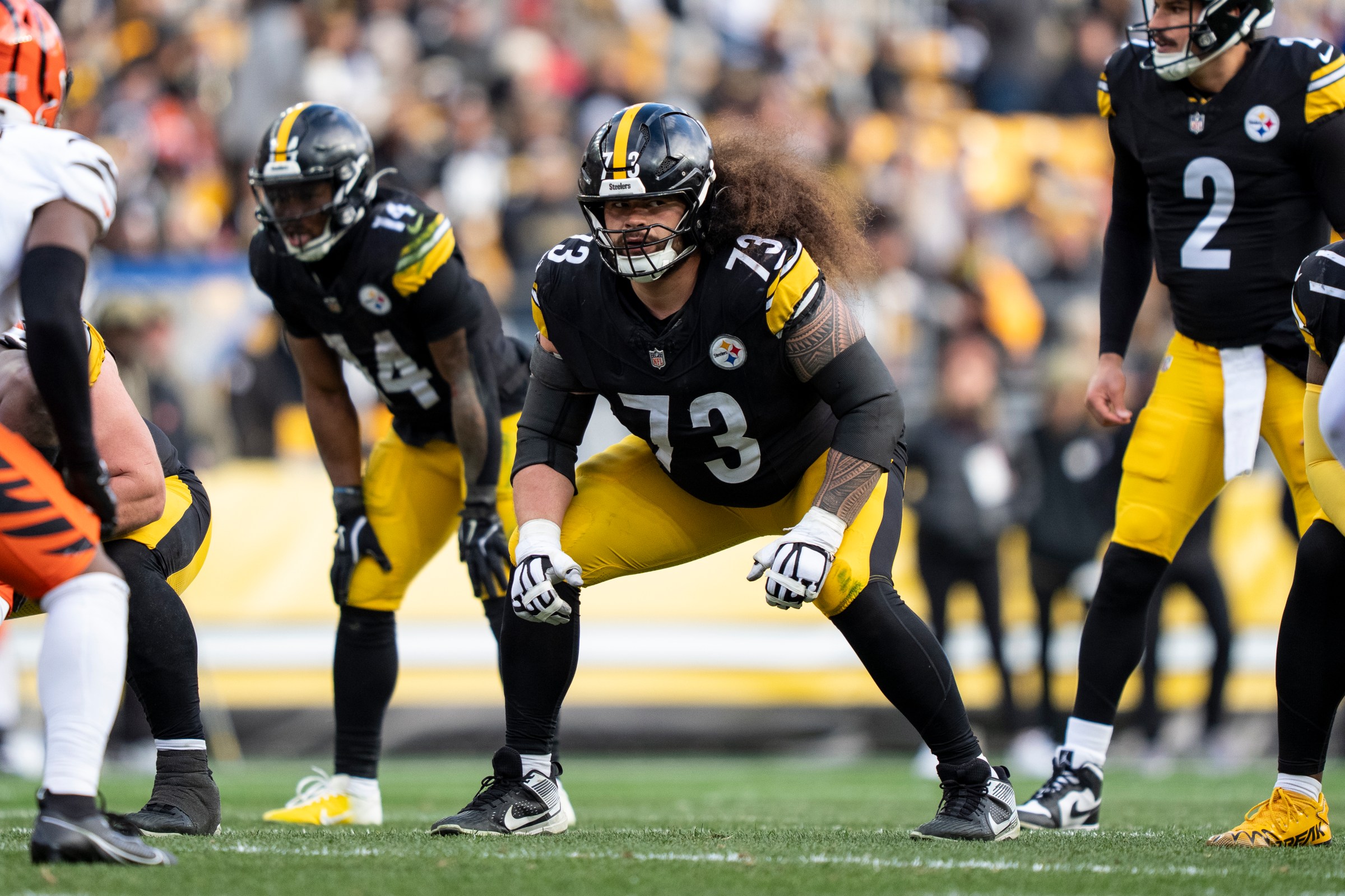 PITTSBURGH, PENNSYLVANIA - NOVEMBER 16: Isaac Seumalo #73 of the Pittsburgh Steelers lines up during an NFL football game against the Cincinnati Bengals at Acrisure Stadium on November 16, 2025 in Pittsburgh, Pennsylvania. (Photo by Michael Owens/Getty Images)