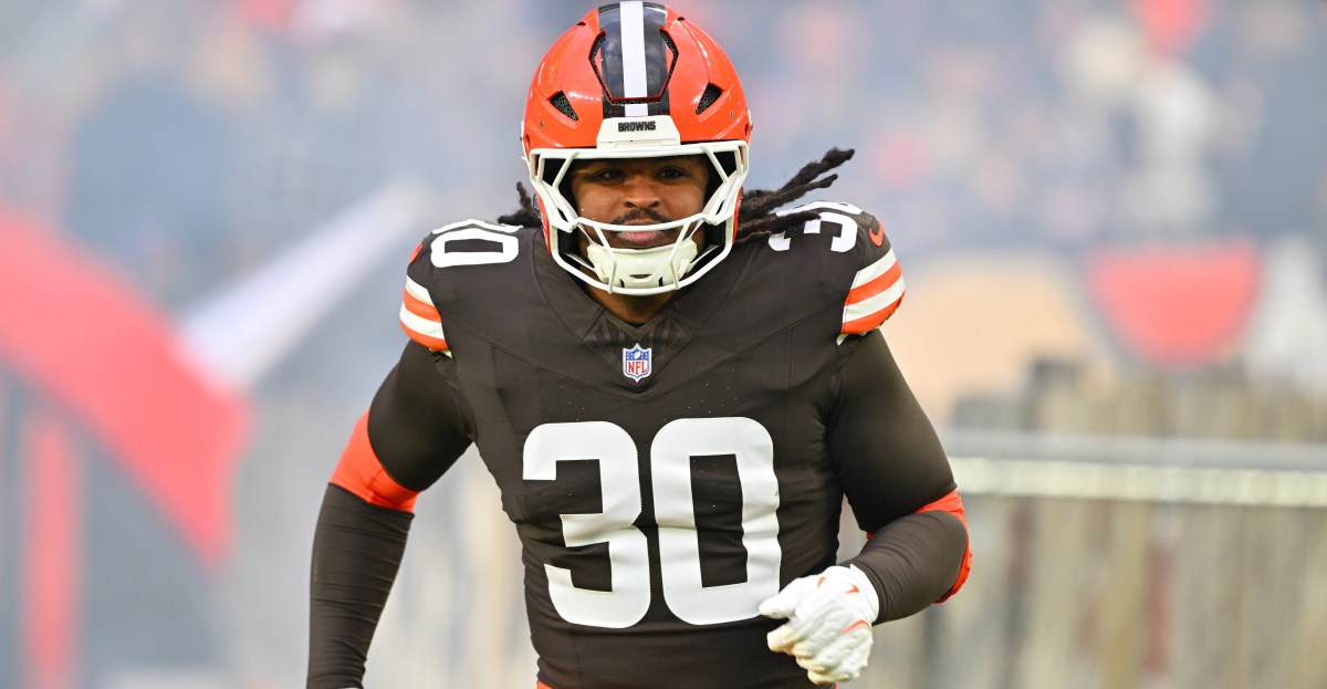 Browns NFL free agency: Our experts debate players who should be re-signed in 2026