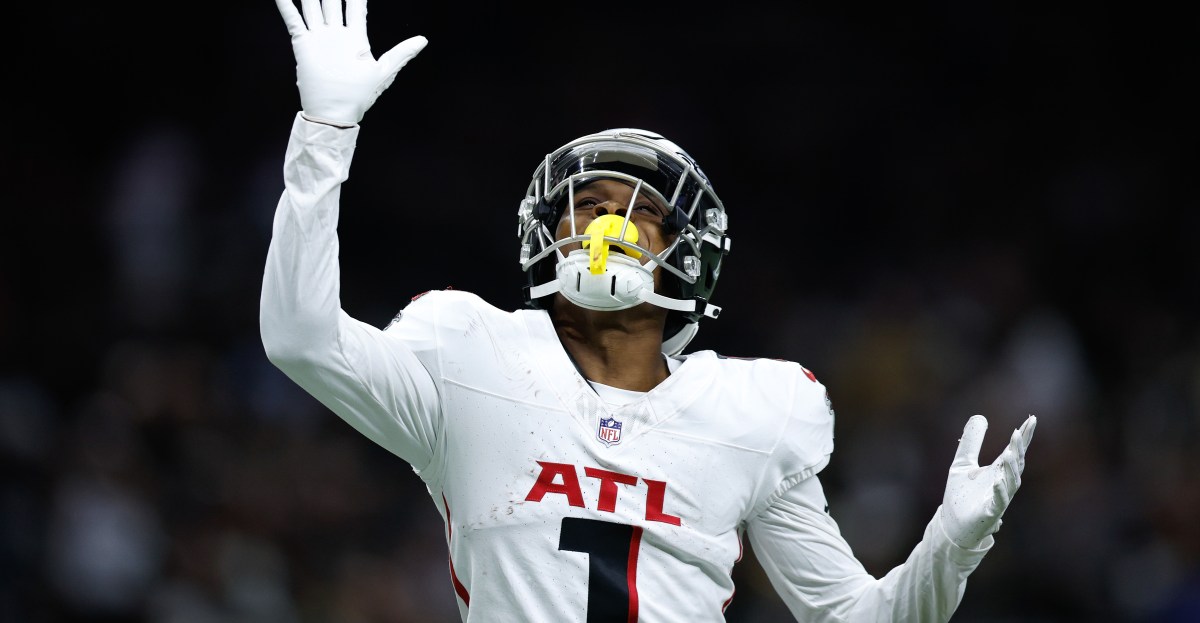 Eagles reportedly had interest in Darnell Mooney before he signed with the Giants