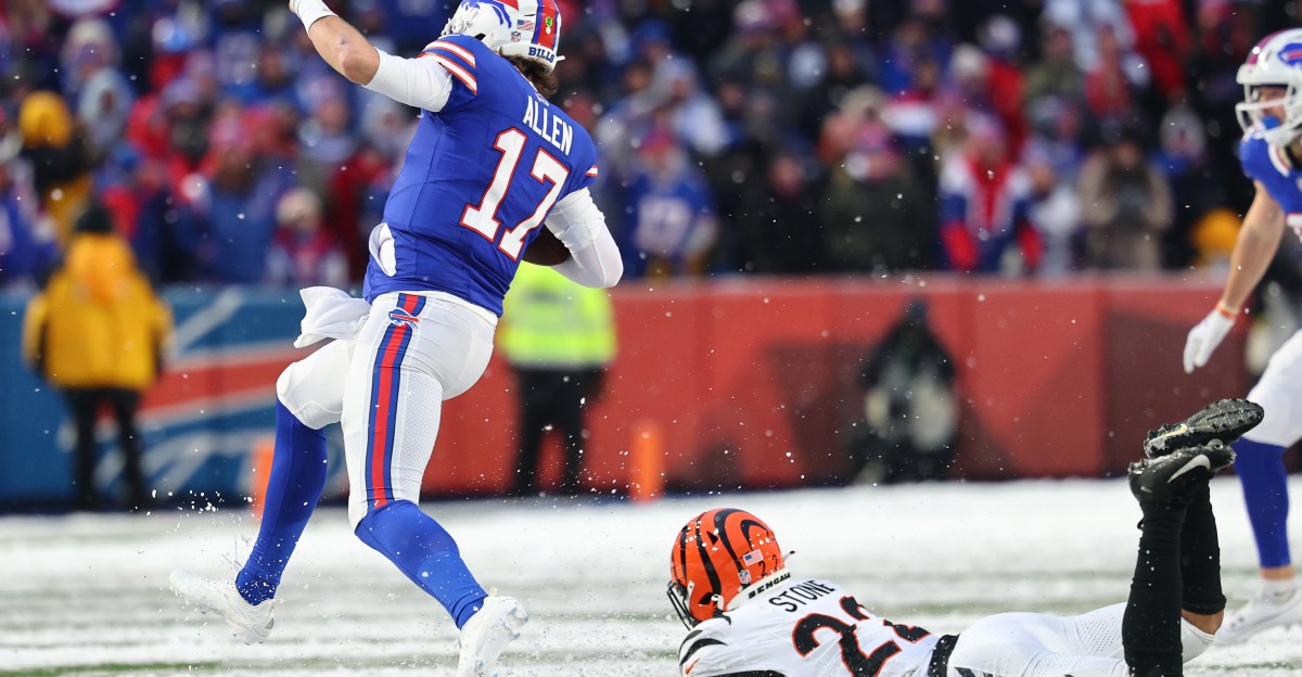 Buffalo Bills sign former Bengal Geno Stone