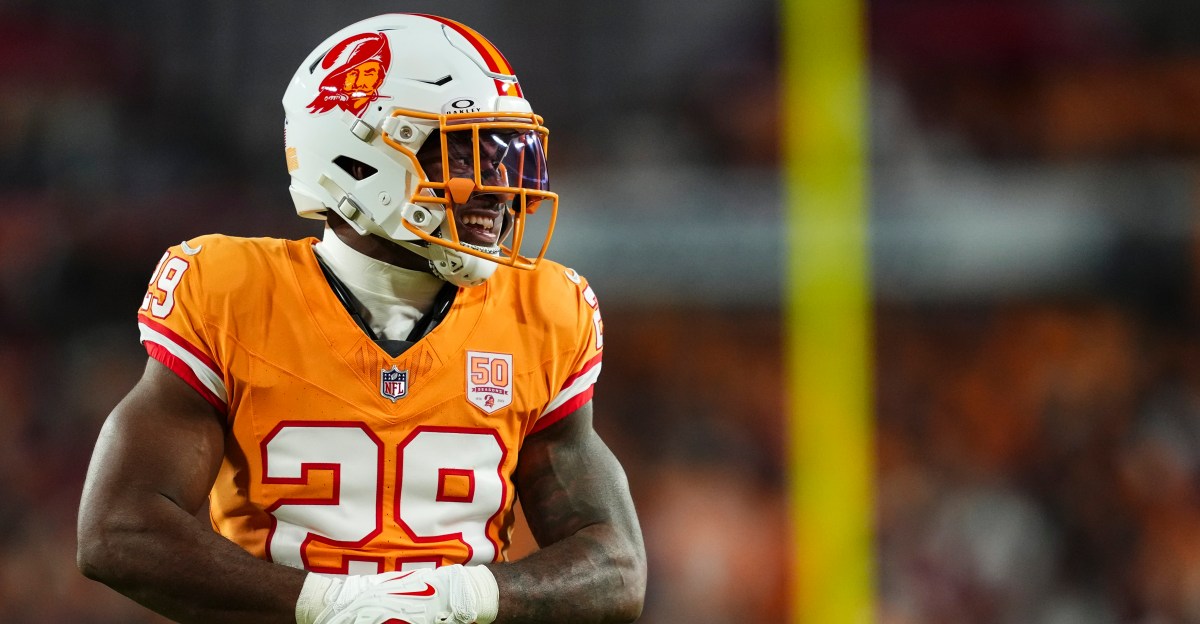 Detroit Lions free agent grades: Christian Izien brings versatility to secondary