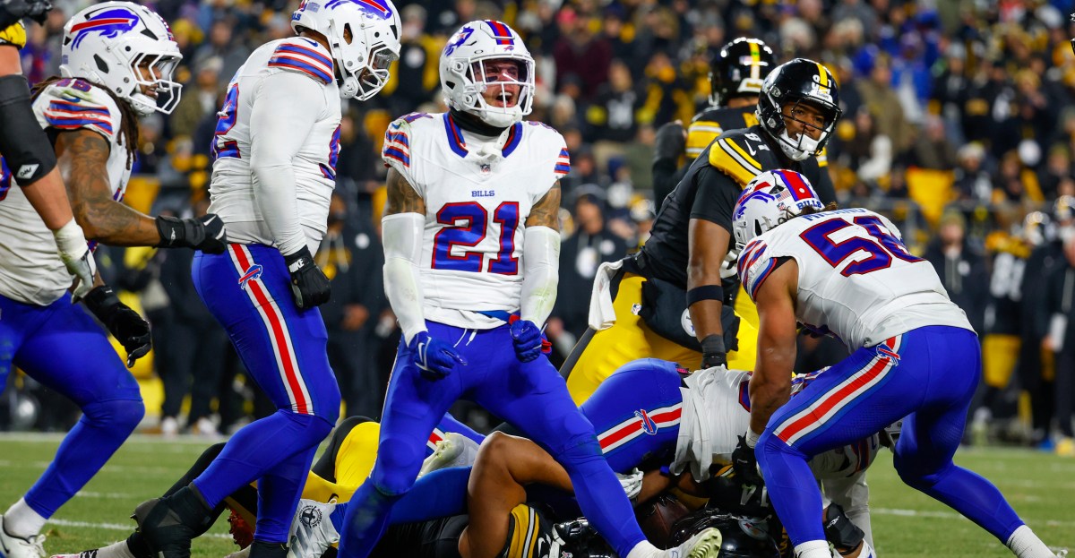 Are the Buffalo Bills listening if Jordan Poyer wants to play in 2026?