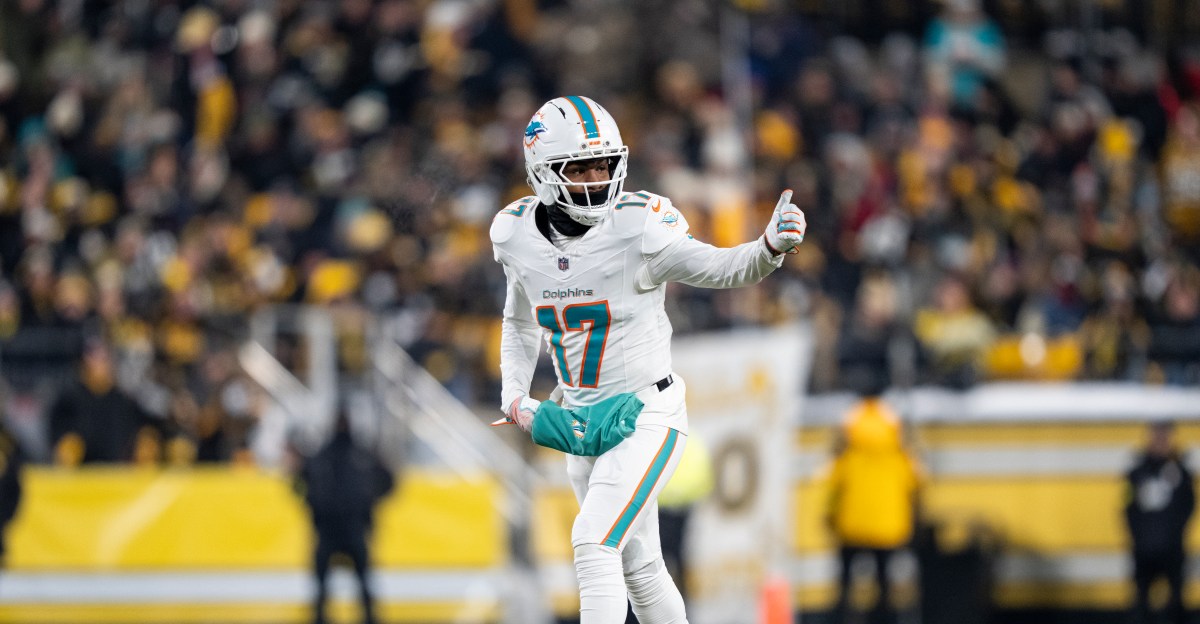 Jaylen Waddle statistical analysis after Denver Broncos trade