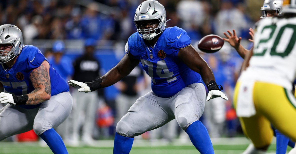 Chargers sign OG Kayode Awosika