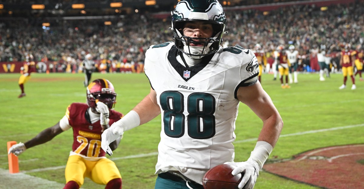 NFL Free Agent Profile: TE Dallas Goedert