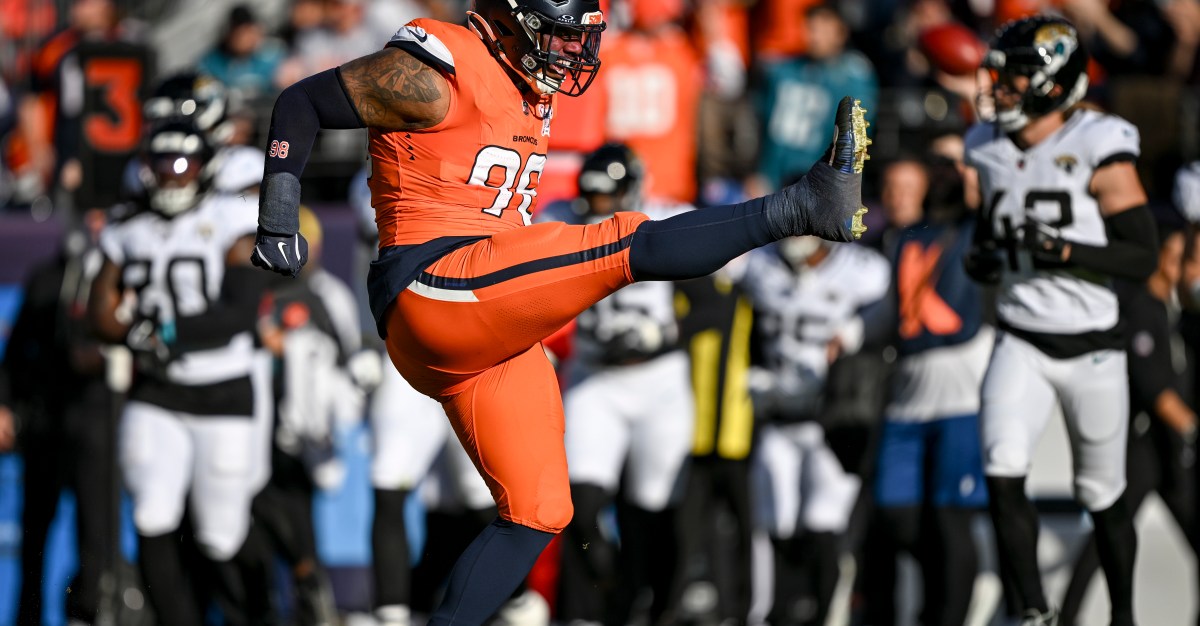 Titans sign John Franklin-Myers | Music City Miracles