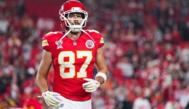 Chiefs employed creative structure to re-sign tight end Travis Kelce