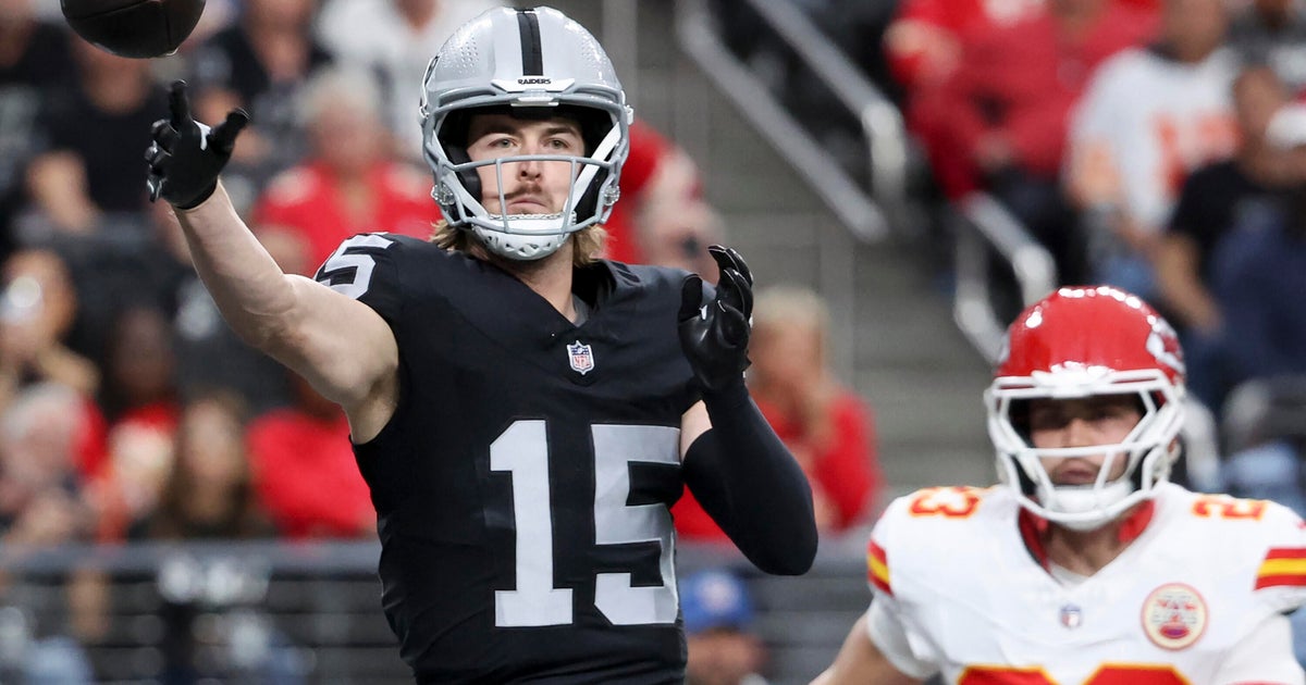 Kenny Pickett signing one-year deal with the Carolina Panthers, reports say