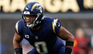 Chargers News: Lavonte David retired after 14 seasons