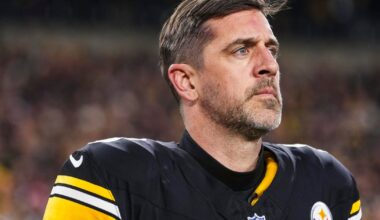 Aaron Rodgers says "no deadline" on decision about future with the Pittsburgh Steelers