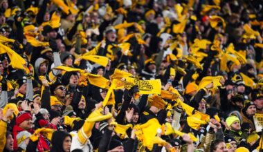 Browns official social media trolls big Steelers fan account