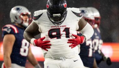Texans Re-Sign DT Naquan Jones