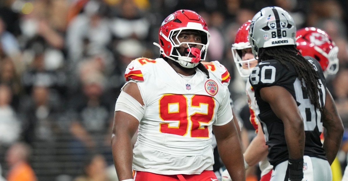Colts add Chiefs free agent DT Derrick Nnadi to boost interior depth
