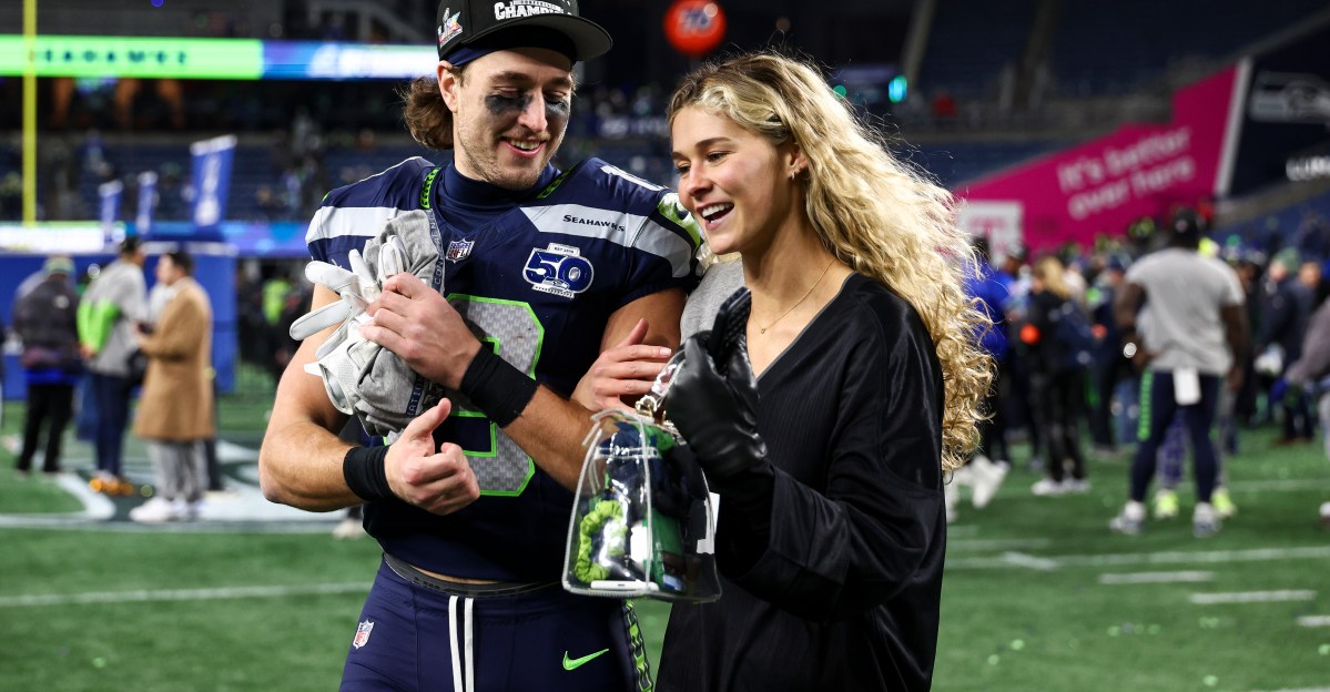 ‘I didn’t want to go anywhere else’ - Jake Bobo on signing new Seahawks contract