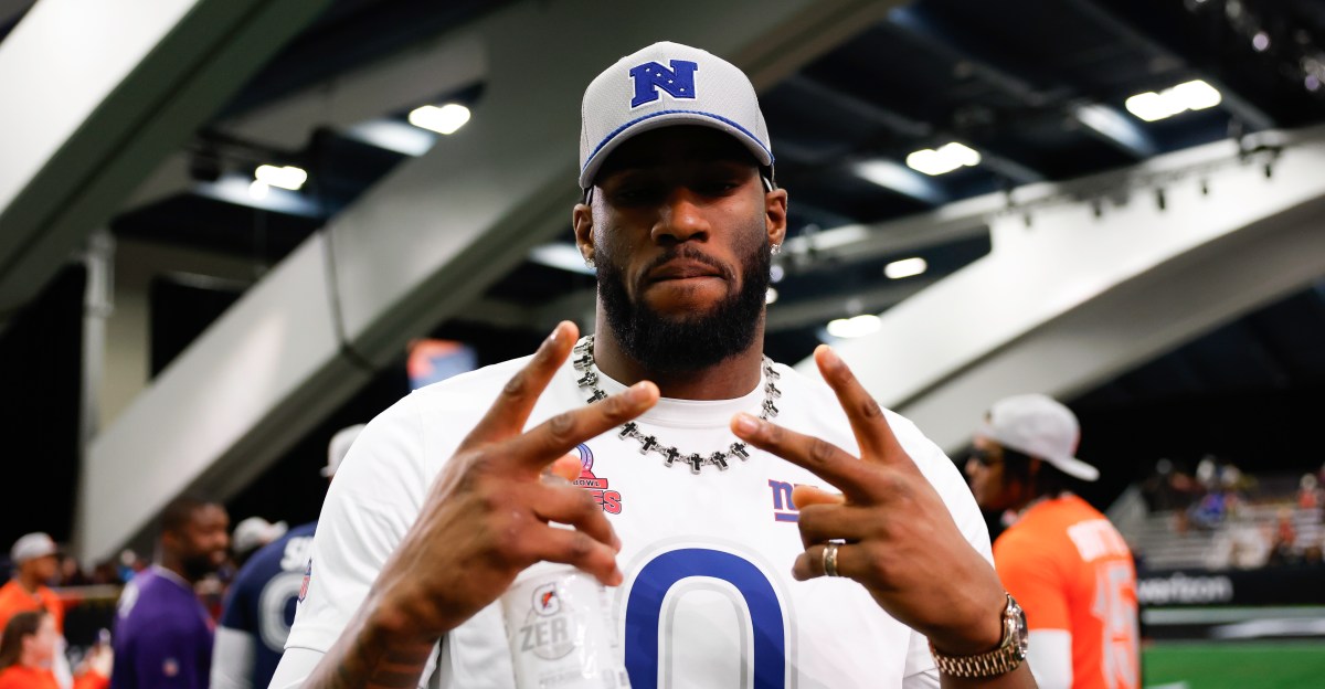 NY Giants news: Brian Burns contract restructure creates $15M in cap space