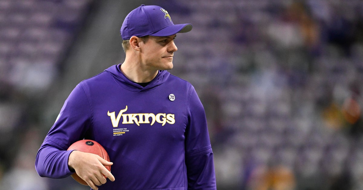 Vikings head coach Kevin O'Connell: Murray, McCarthy, Wentz all need to be ready to "contribute to winning"