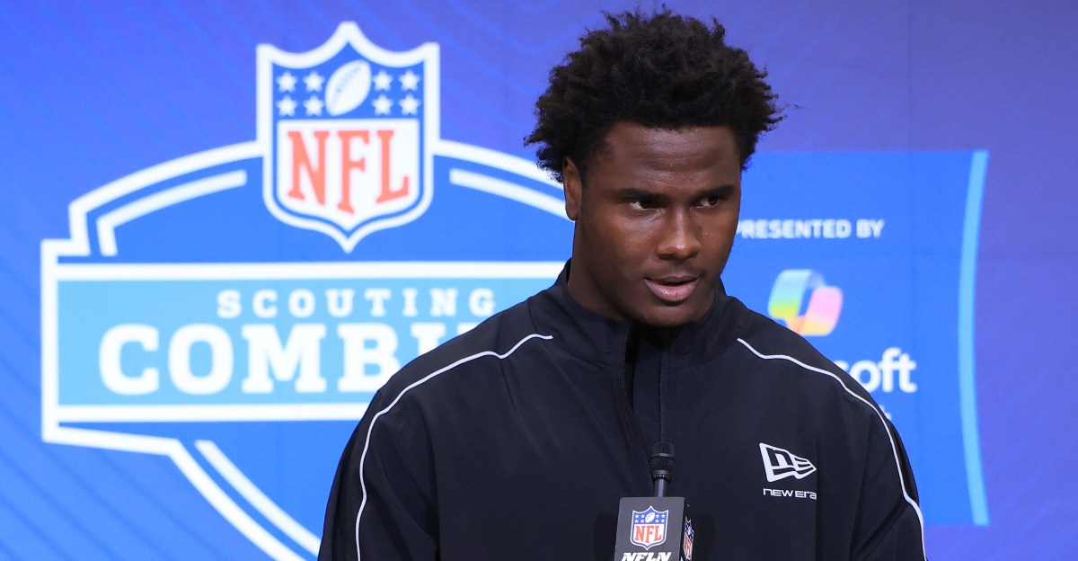 Titans hosted Missouri EDGE Zion Young on a Top 30 visit