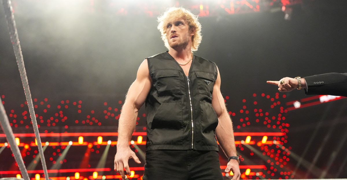 Logan Paul claims WWE is stopping him from fighting former NFL star