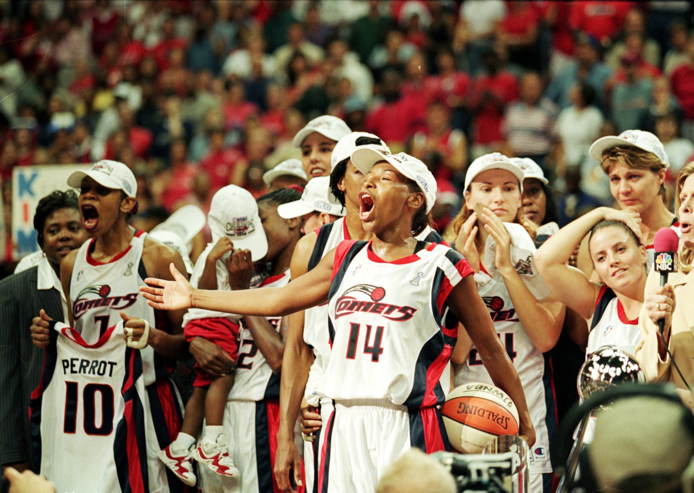 5 Sep 1999: Cynthia Cooper #14 of the Houston Comets yells in celebration on the court after winning game three of the WNBA Finals against the New York Liberty at the Compaq Center in Houston, Texas.