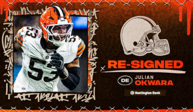 Browns re-sign DE Julian Okwara