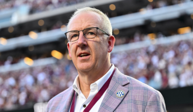 College football 'Super League' taking shape as potential NCAA breakaway looms