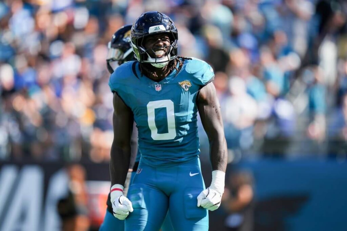 Panthers agree to deal with former Utah Ute Devin Lloyd, the top linebacker available