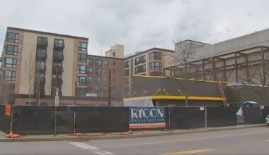 Crews put finishing touches on new North Shore restaurant, outdoor plaza ahead of 2026 NFL Draft