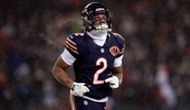 Bears trading WR DJ Moore to Bills; teams to swap 2026 NFL Draft picks