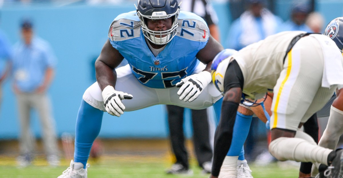 Arizona Cardinals sign offensive lineman Olisaemeka Udoh