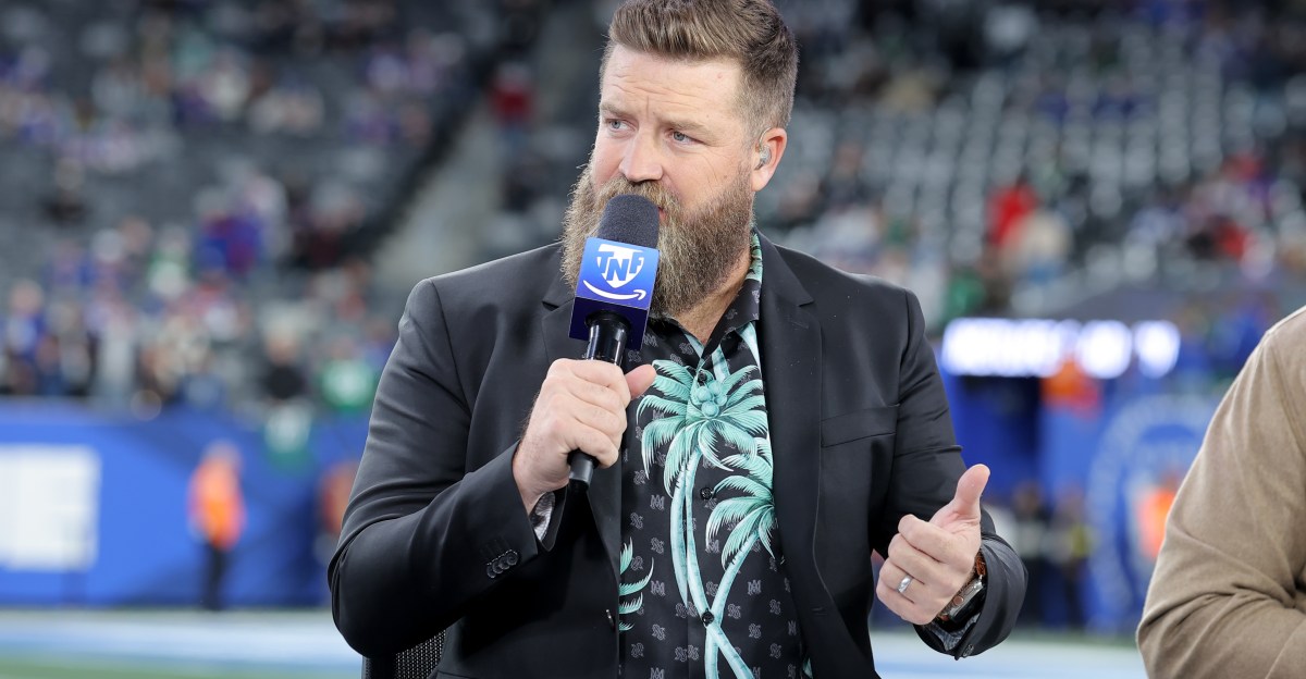 Ryan Fitzpatrick on the Eagles OC position: ‘The standard is so high in Philly’