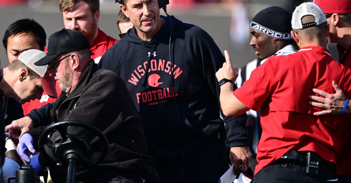 Wisconsin Football: Badgers land commitment from a top in state recruit