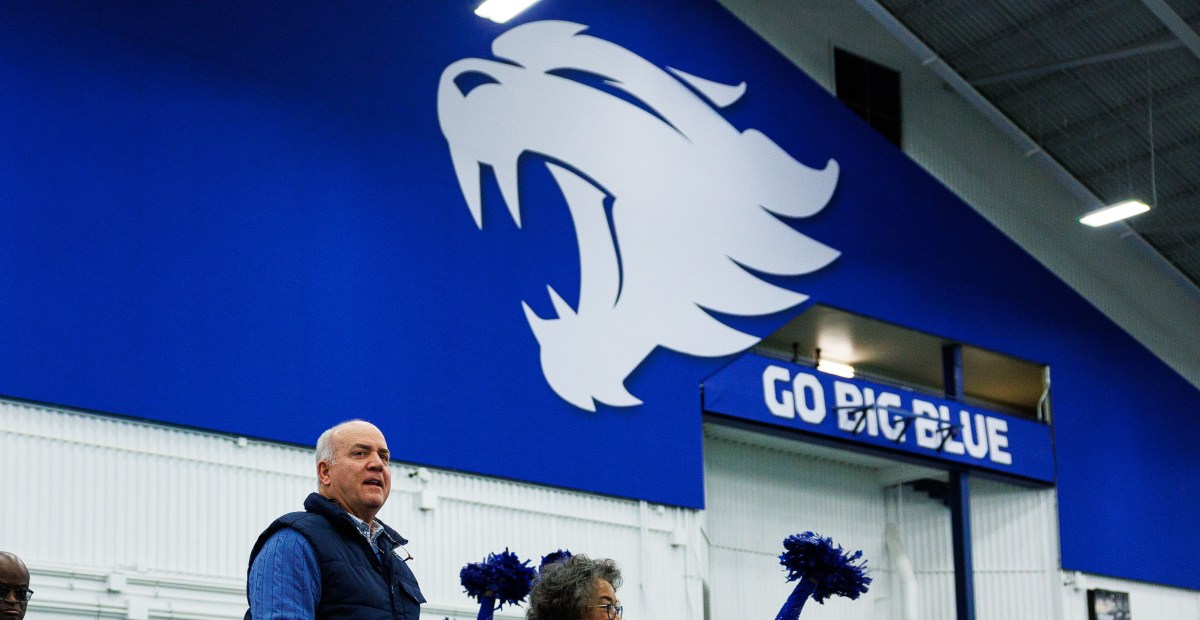 Matthias Burrell commits to Kentucky Football