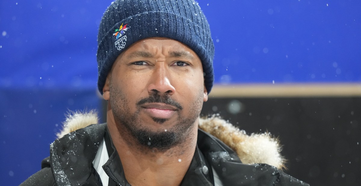 Daily Dawg Chow 3/26; Myles’ contract modified, speculation abounds