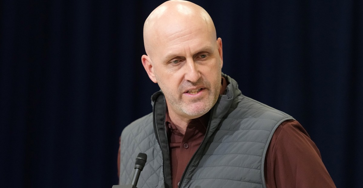 What is your confidence level in Monti Ossenfort?