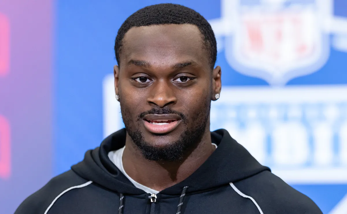 Jeremiyah Love reveals which team nearly landed him before signing with Notre Dame