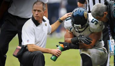 Former Jaguars Athletic Trainer Mike Ryan honored by HOF