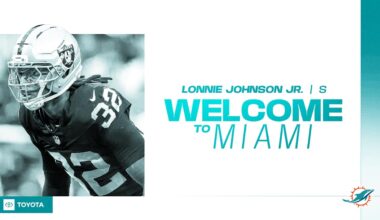 Dolphins sign Johnson Jr.