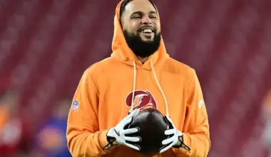 Buccaneers don't feel betrayed by Mike Evans after signing with 49ers