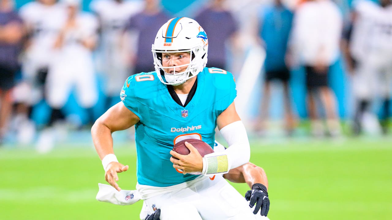 Zach Wilson signs with Saints