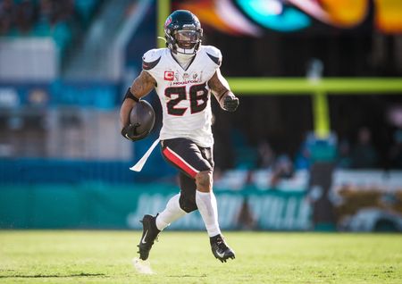 Houston Texans Cut Pro Bowl Running Back Joe Mixon, Save $8M