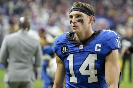 Indianapolis Colts Lock Up WR Alec Pierce with Massive $116M Extension